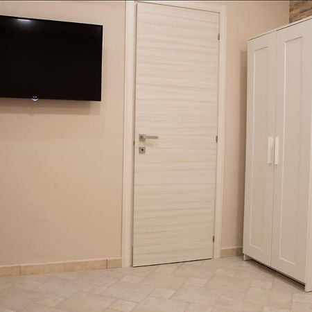 Athena Rooms With Private Spa Pachino Exterior foto